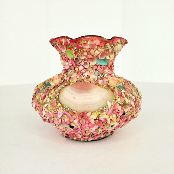 Vintage Seashell Vase Kitschy Pink Glitter Roses